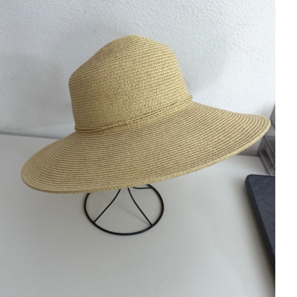 Cappelli Straw World Wide Brim Sun Hat Gold‎ Metallic Accents Tan Floppy Beach